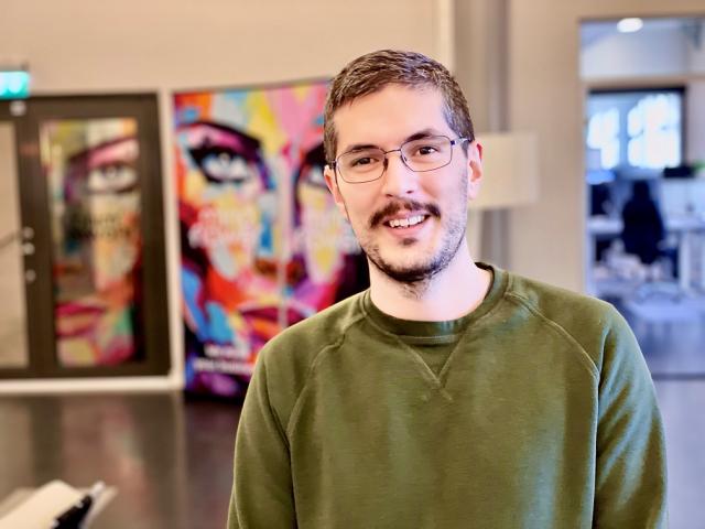 Simon är glad att han börjar på Mindflower